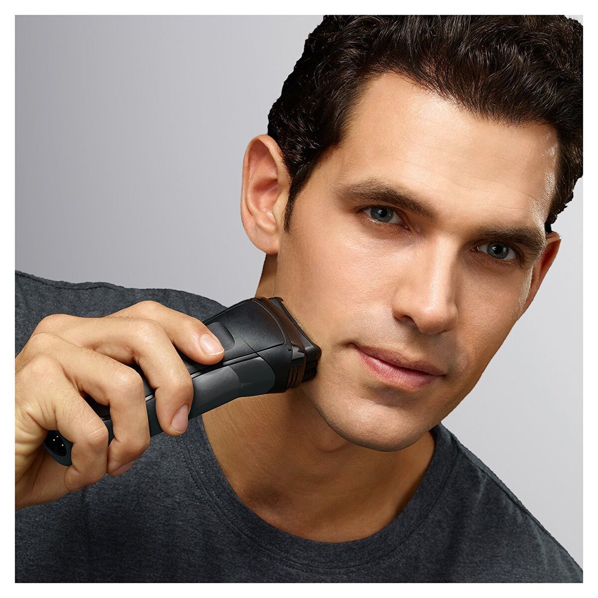 Rechargeable Electric Shaver Braun Series 3 300s